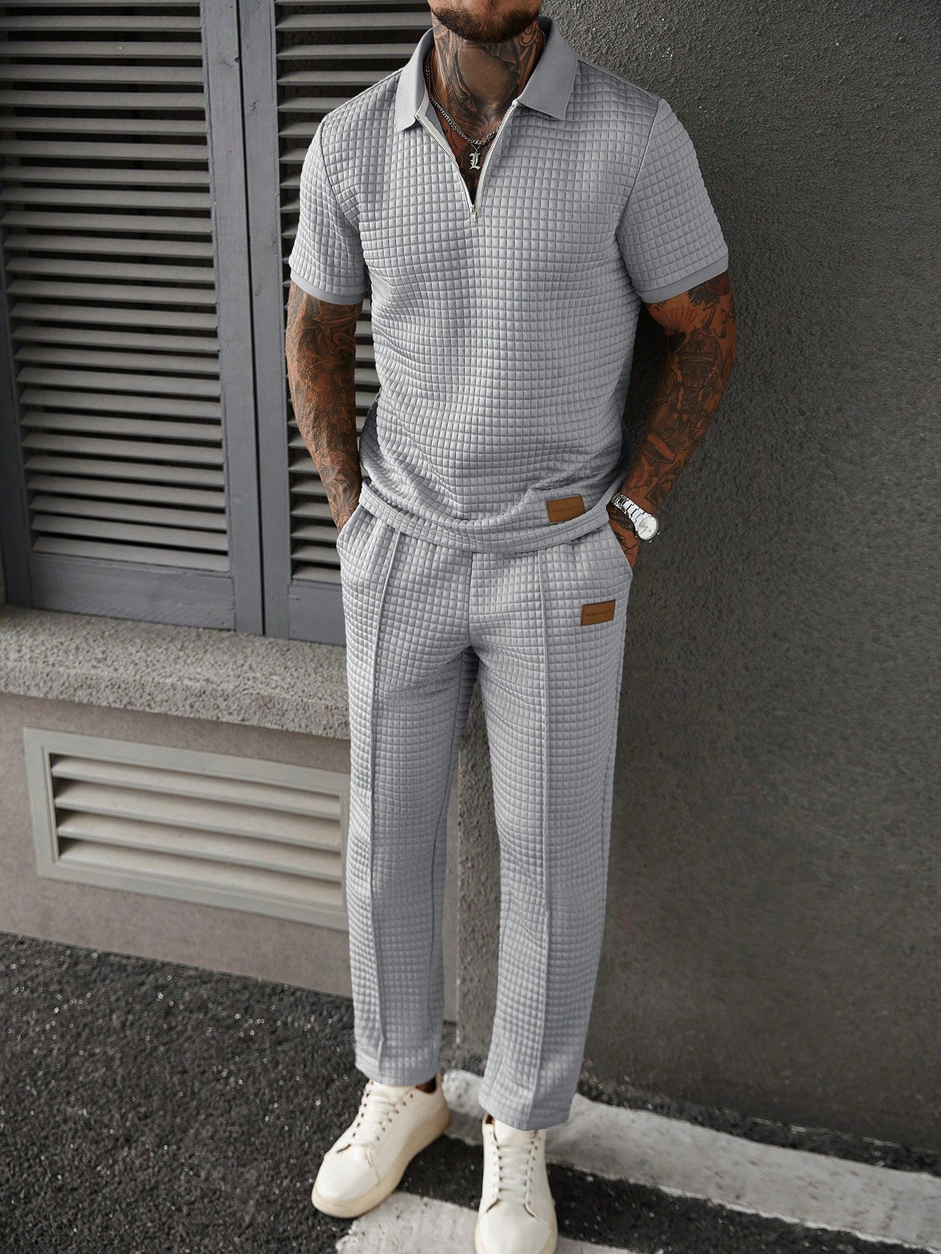 Men's Summer Casual Commuter Embellished Textured Fabric Half-Zip Polo Shirt And Seam Front Pants Set, Men 2 Pieces Outfit, Old Money Style, Cozy Outfits
