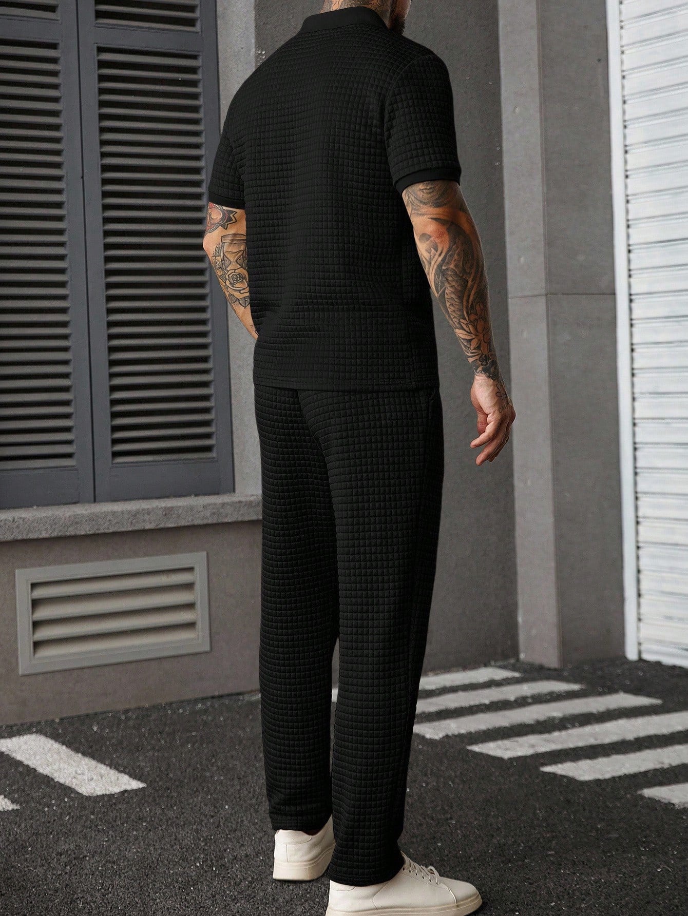 Men's Summer Casual Commuter Embellished Textured Fabric Half-Zip Polo Shirt And Seam Front Pants Set, Men 2 Pieces Outfit, Old Money Style, Cozy Outfits